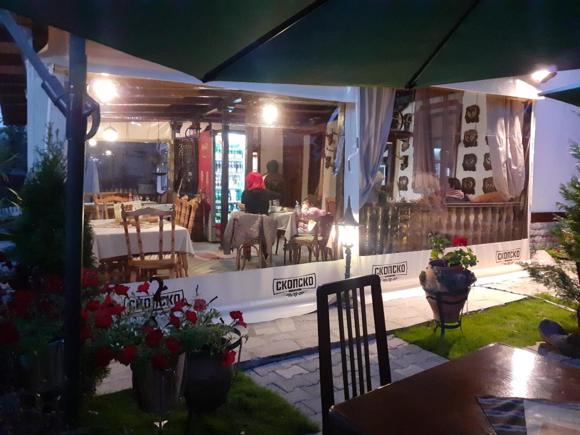 Restaurant And Apartments - T'Ga Za Jug Lazaropole Dış mekan fotoğraf